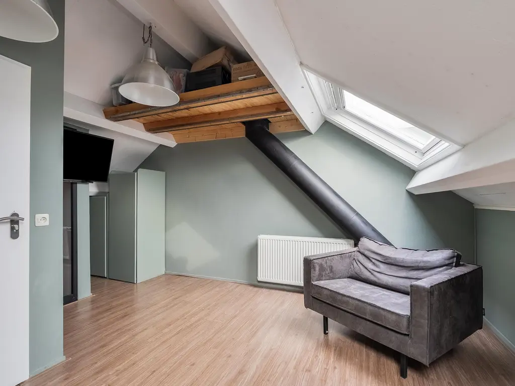 Schokker 26, BARENDRECHT