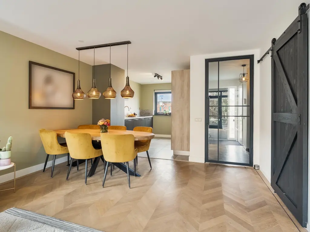 Elzenwede 28, BARENDRECHT