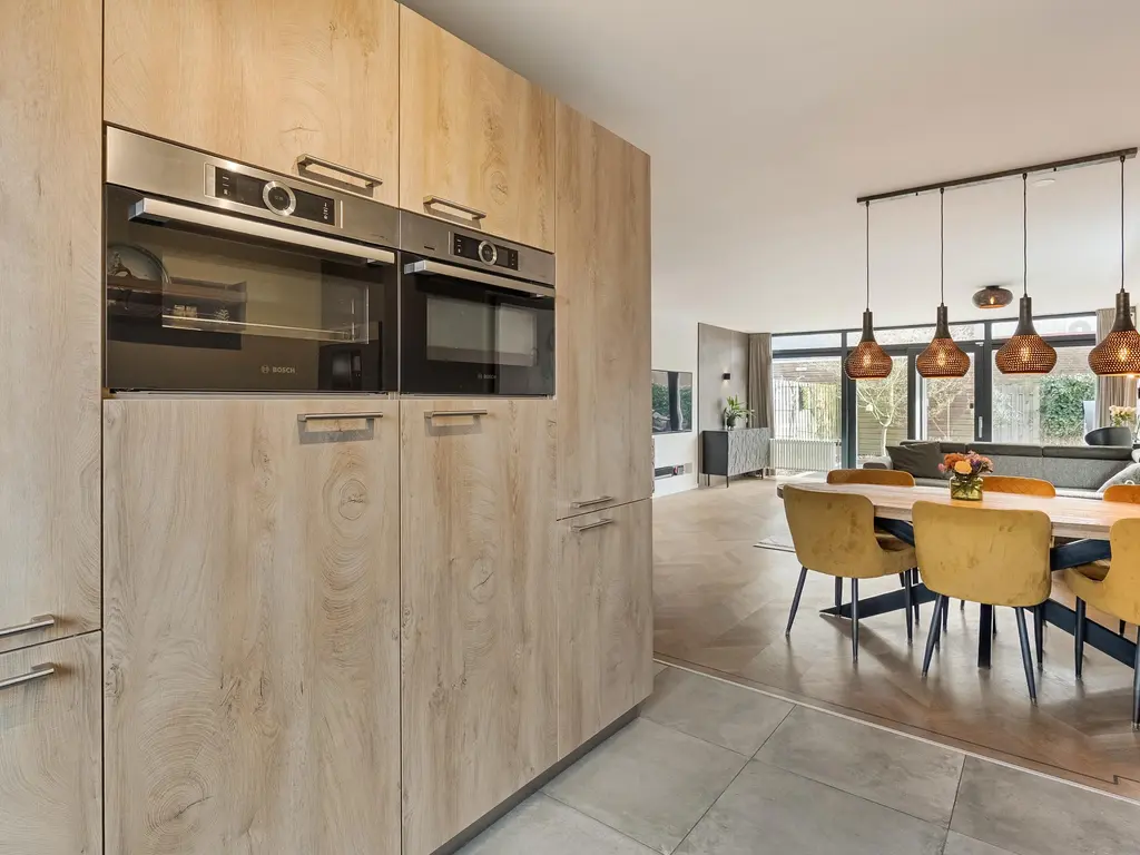 Elzenwede 28, BARENDRECHT