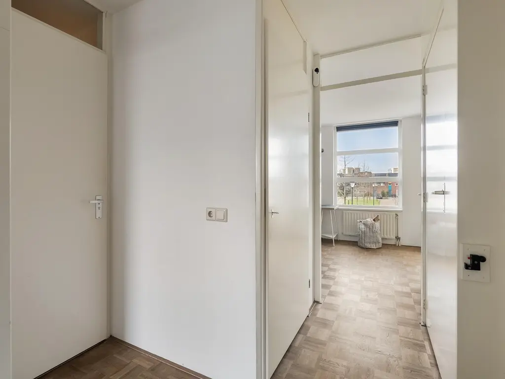 Elzenwede 28, BARENDRECHT