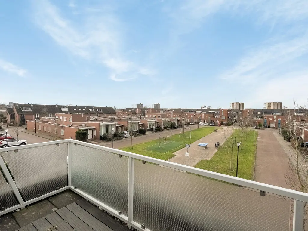 Elzenwede 28, BARENDRECHT