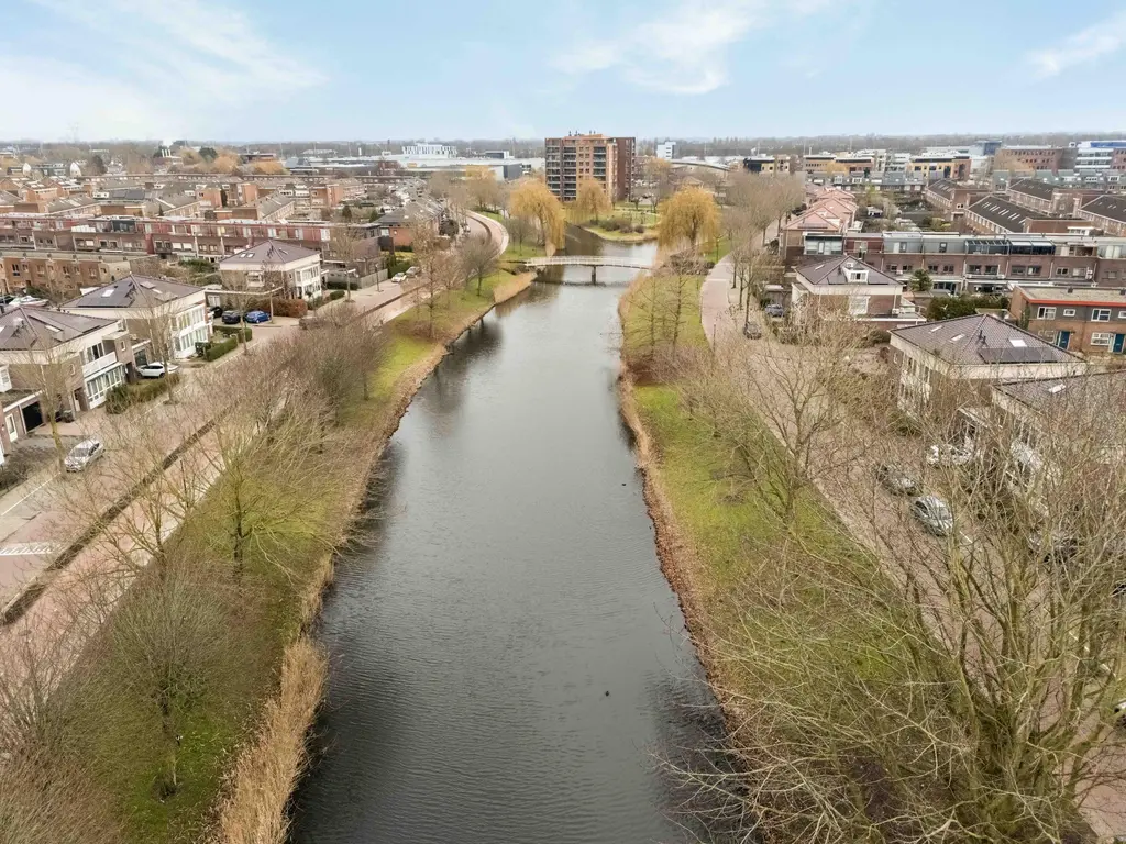 Elzenwede 28, BARENDRECHT