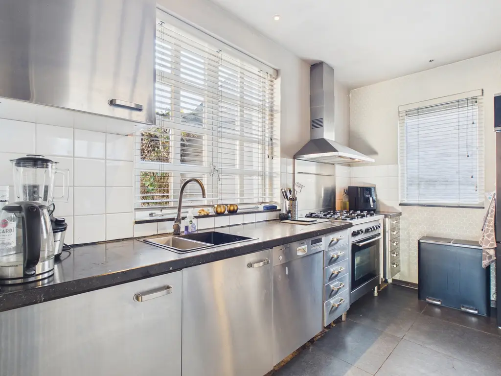 Voorstraat 13, Oud-Vossemeer