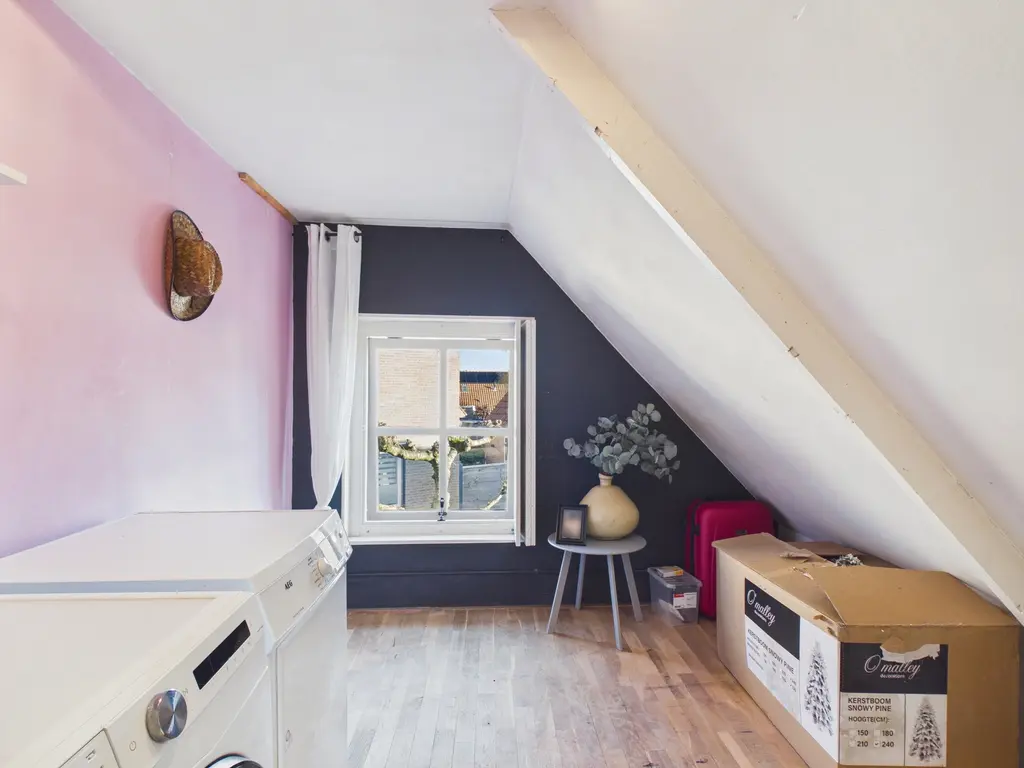 Voorstraat 13, Oud-Vossemeer