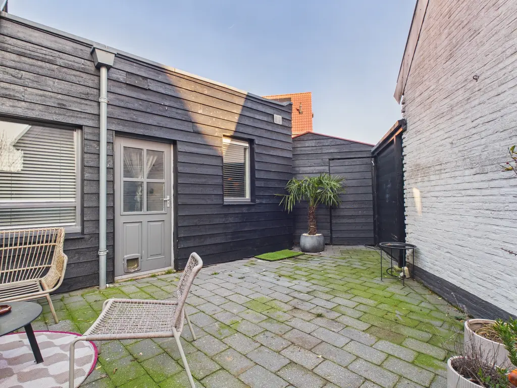 Voorstraat 13, Oud-Vossemeer