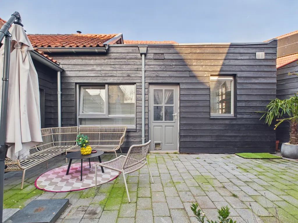 Voorstraat 13, Oud-Vossemeer