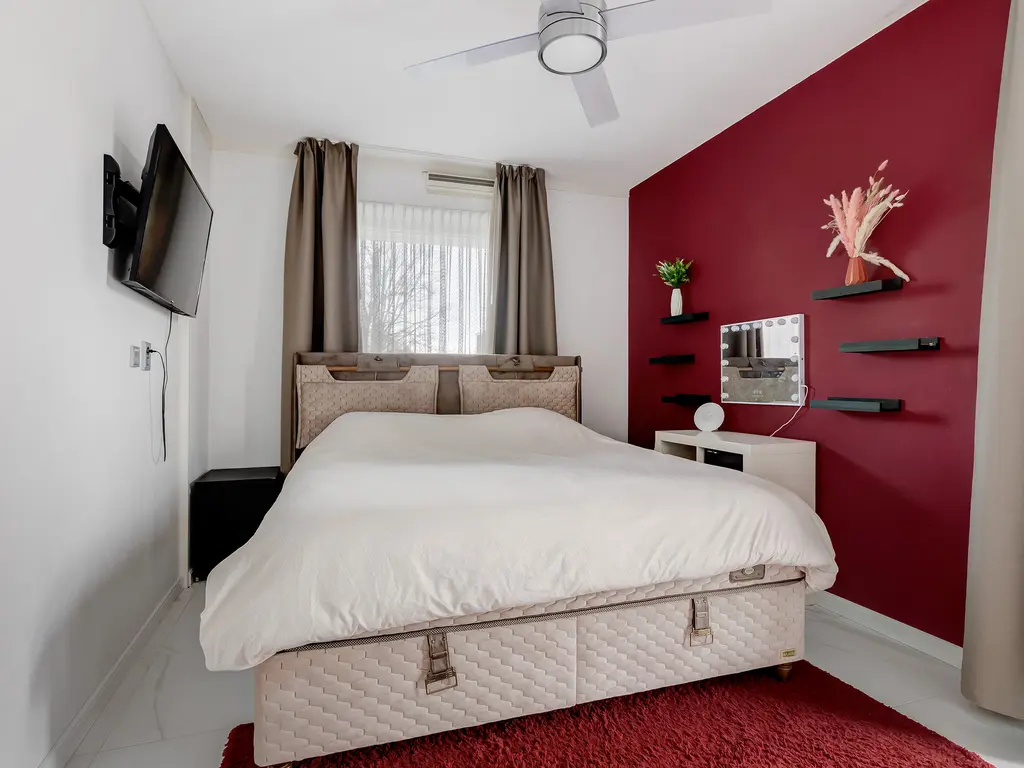 Meppelweg 582, 'S-GRAVENHAGE