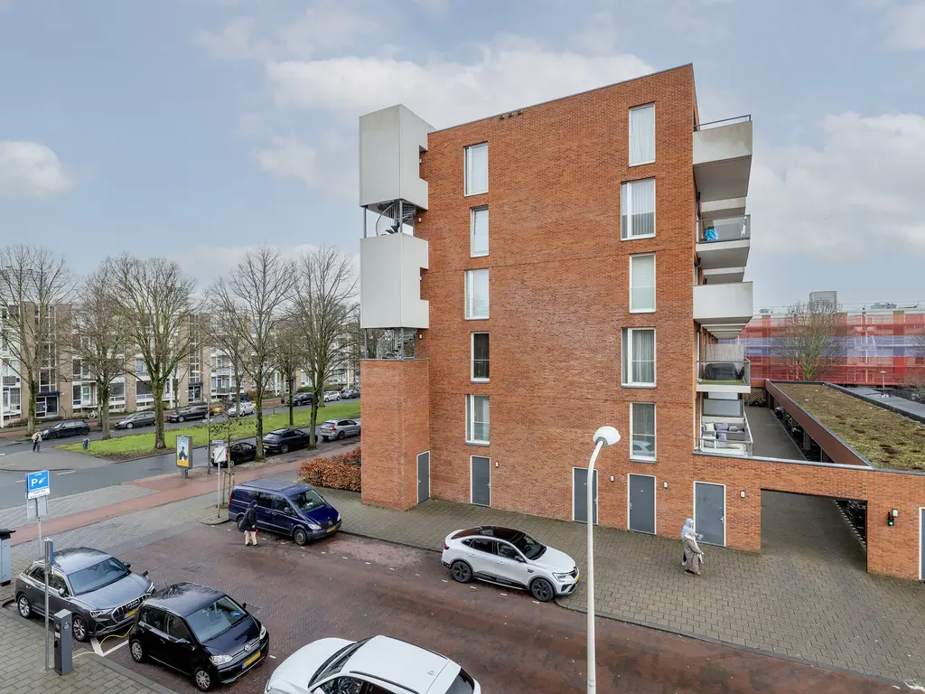 Meppelweg 582, 'S-GRAVENHAGE