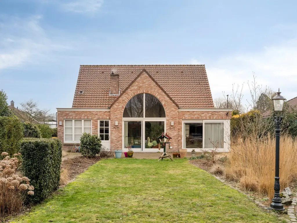 Paardenwiel 6  , Ravels