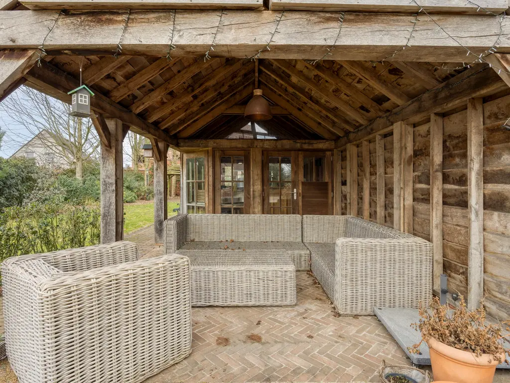 Paardenwiel 6  , Ravels