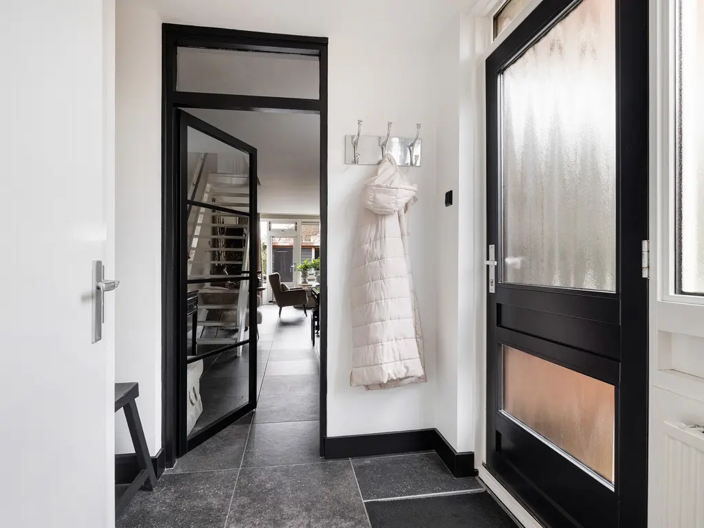 Botter 16, BARENDRECHT