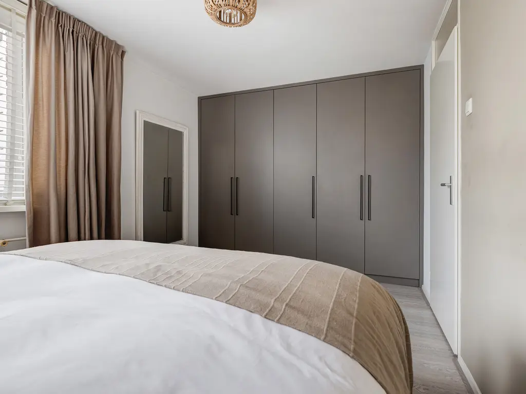 Botter 16, BARENDRECHT