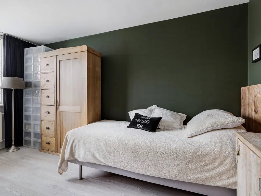 Botter 16, BARENDRECHT