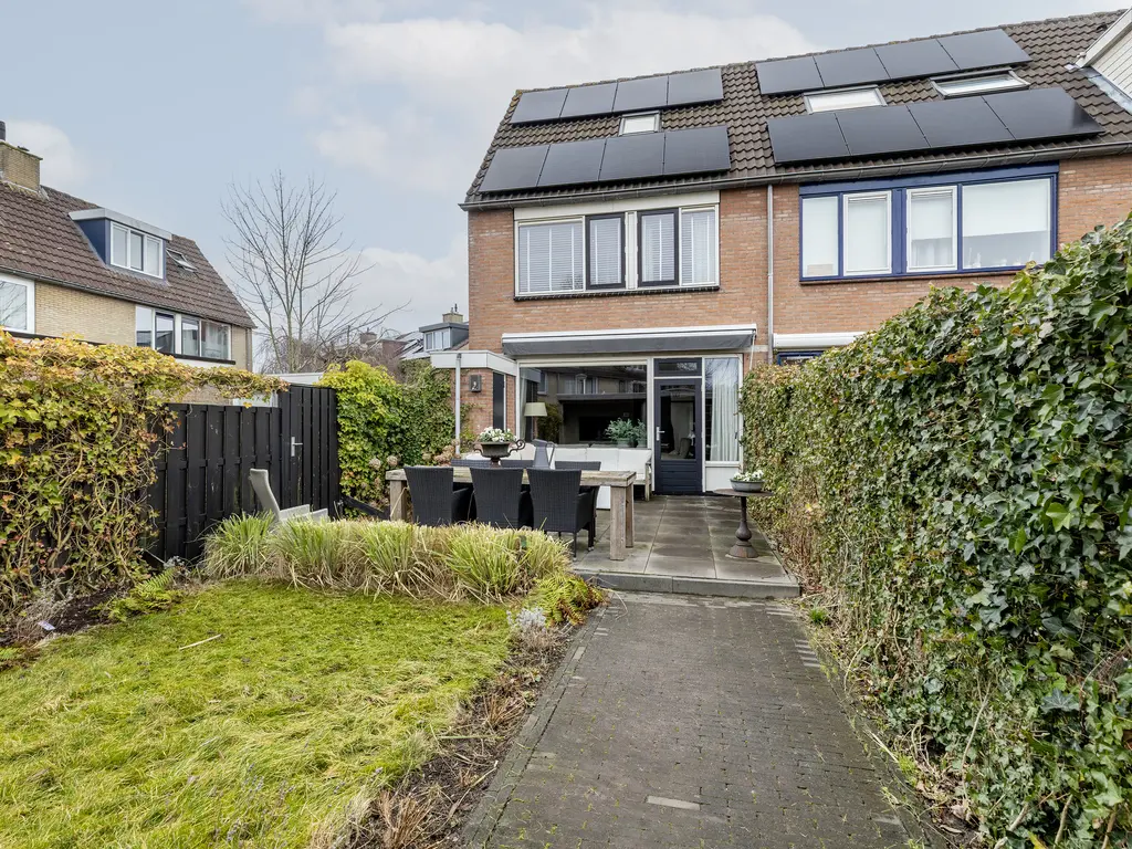 Botter 16, BARENDRECHT