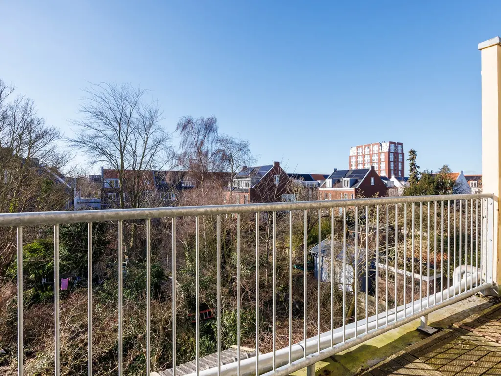 Rijn En Schiekade 95A, Leiden