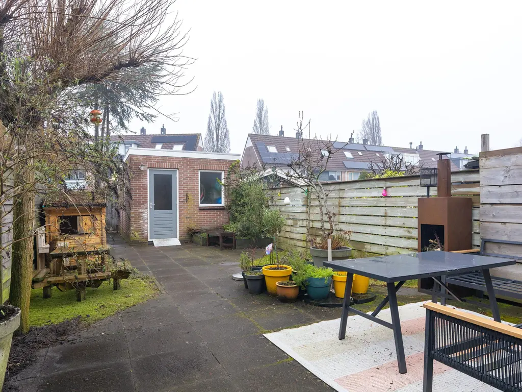 Winterkoninkje 61, HOORN