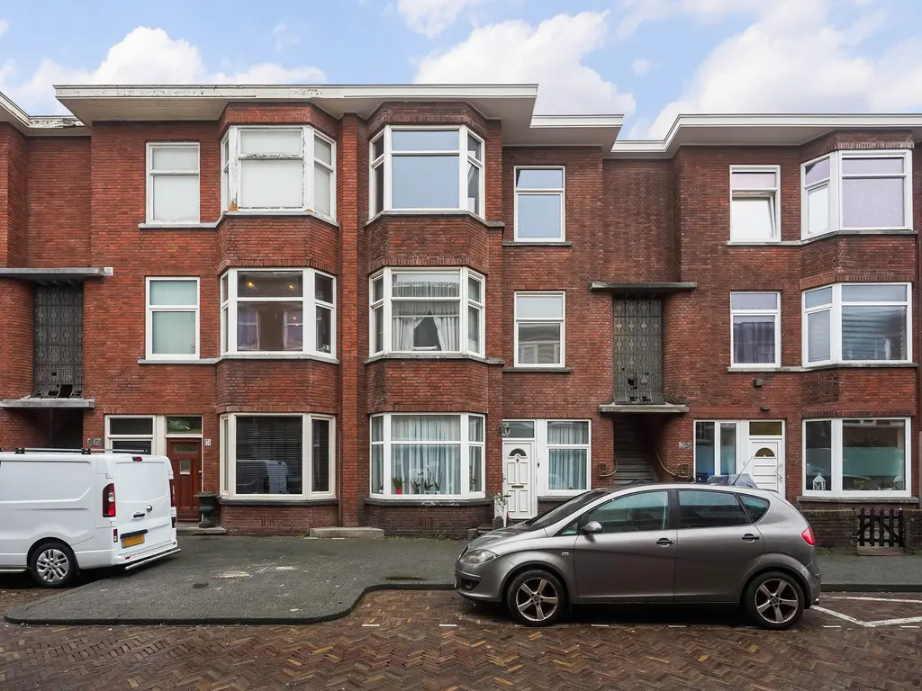 Uddelstraat 135, Den Haag