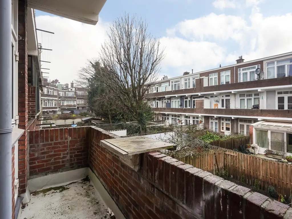 Uddelstraat 135, Den Haag