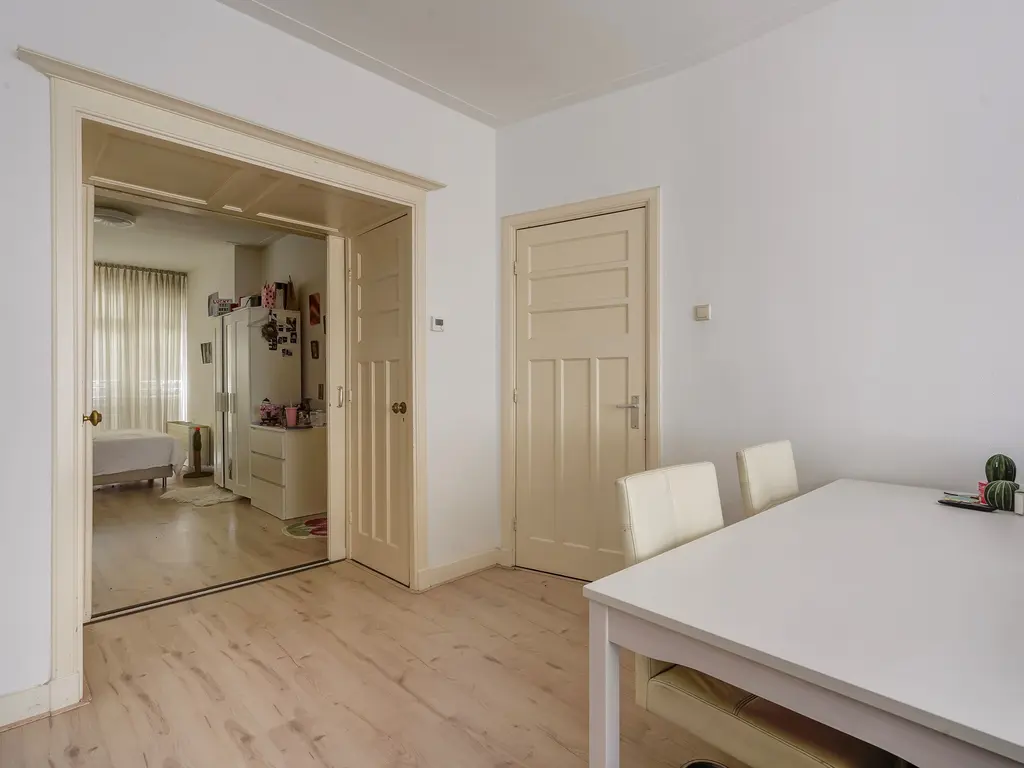 Uddelstraat 135, Den Haag