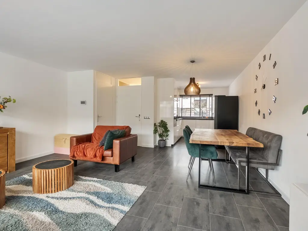 Brucknerstraat 58, BARENDRECHT