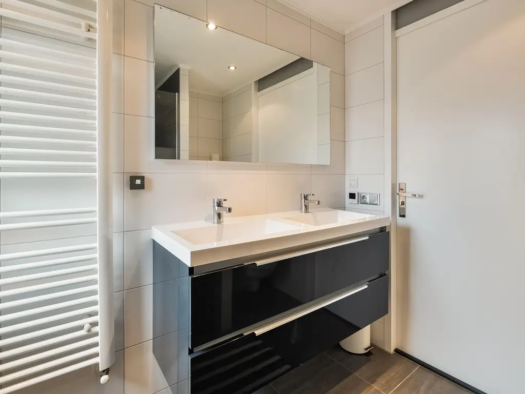 Brucknerstraat 58, BARENDRECHT