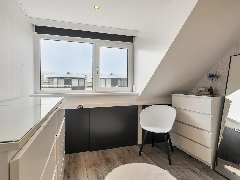 Brucknerstraat 58, BARENDRECHT