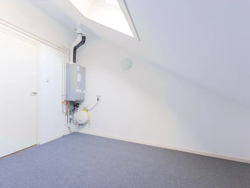 Pieter Wariuslaan 68, MIDWOUD