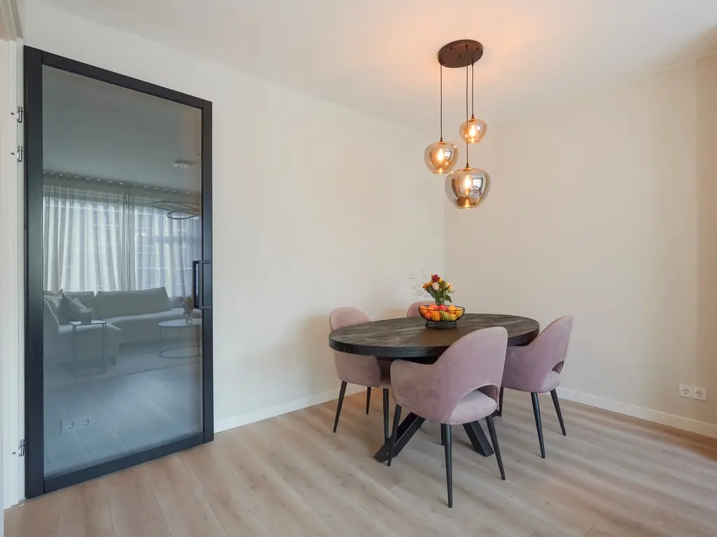 Carel Vosmaerstraat 42, Voorburg