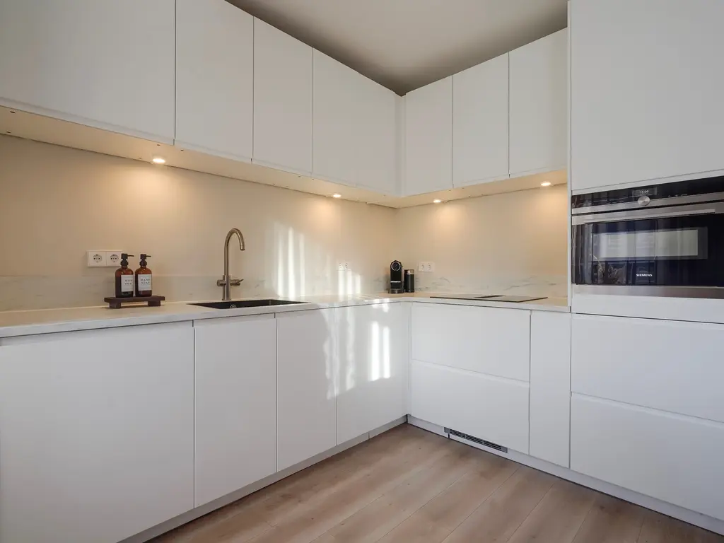 Carel Vosmaerstraat 42, Voorburg