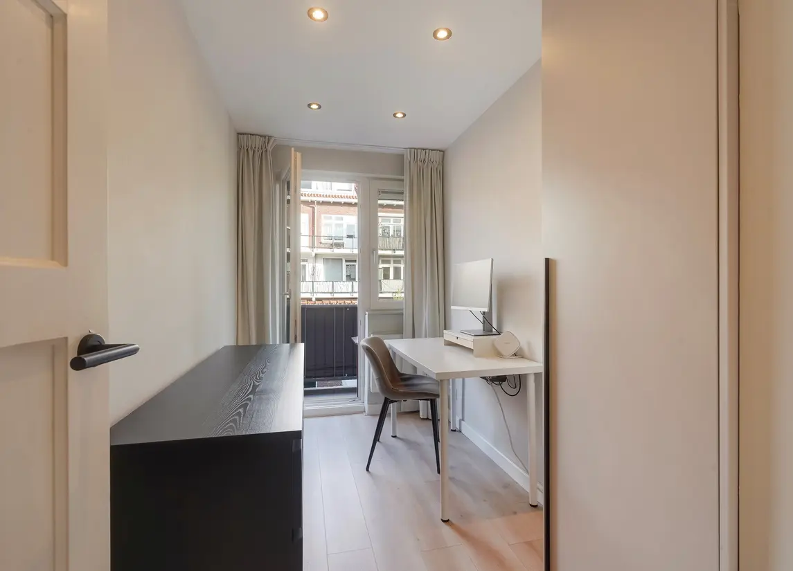 Carel Vosmaerstraat 42