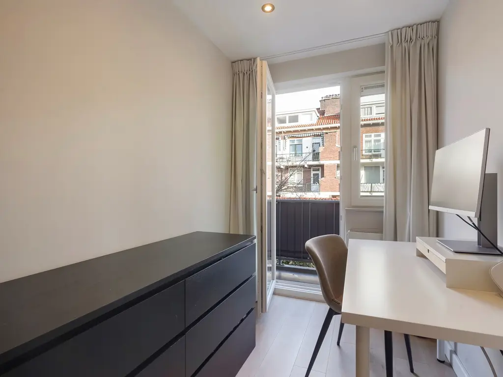 Carel Vosmaerstraat 42, Voorburg