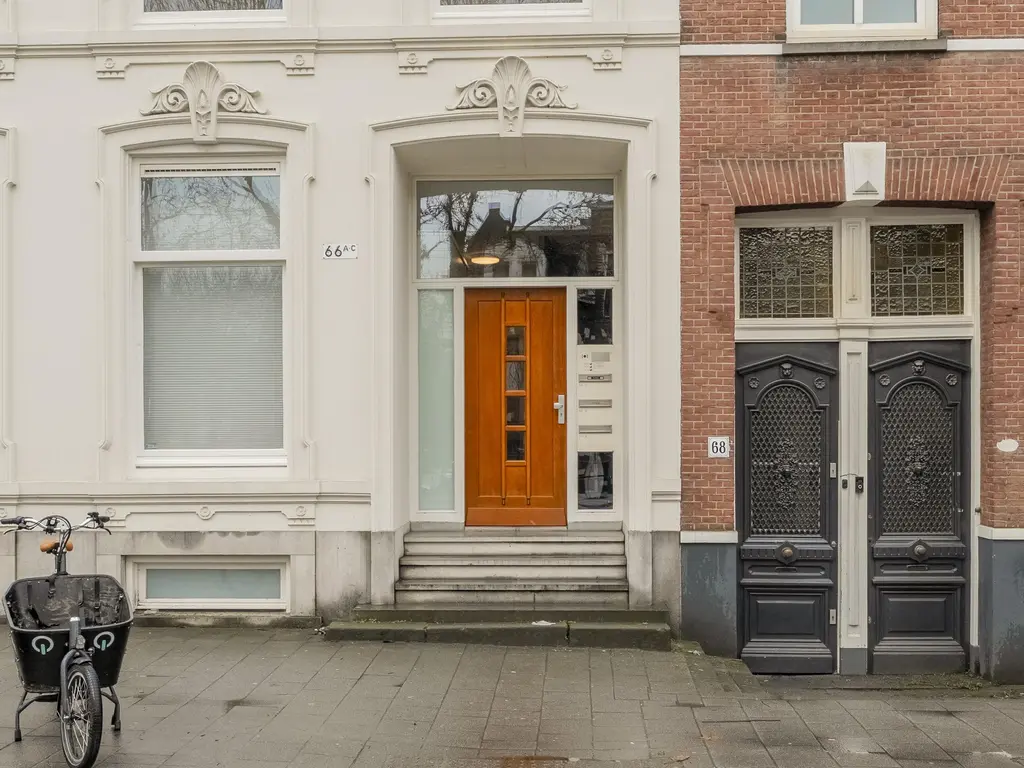 Oostzeedijk 66B, ROTTERDAM