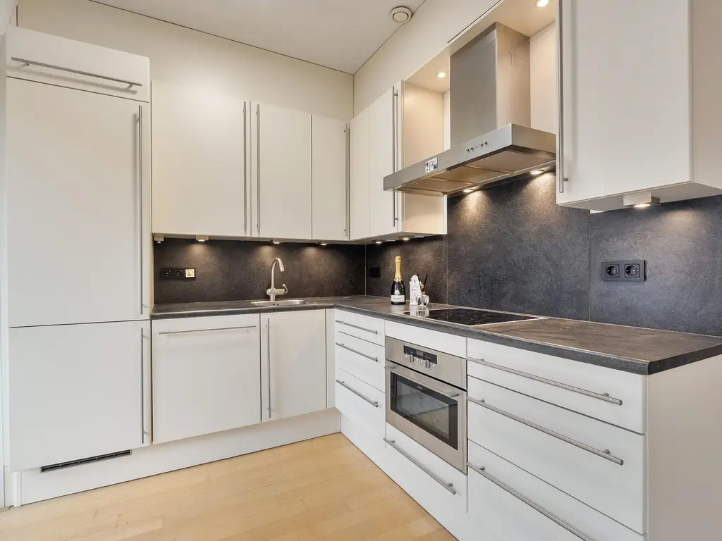 Oostzeedijk 66B, ROTTERDAM