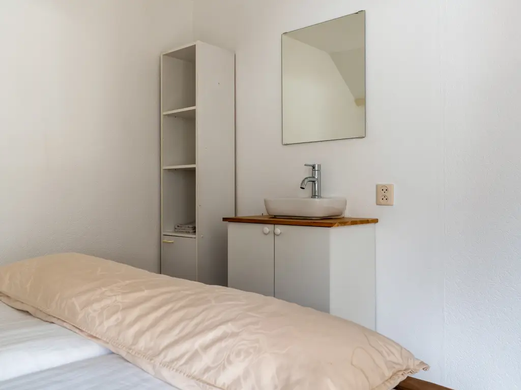 Dwarssteeg 7, VLAARDINGEN