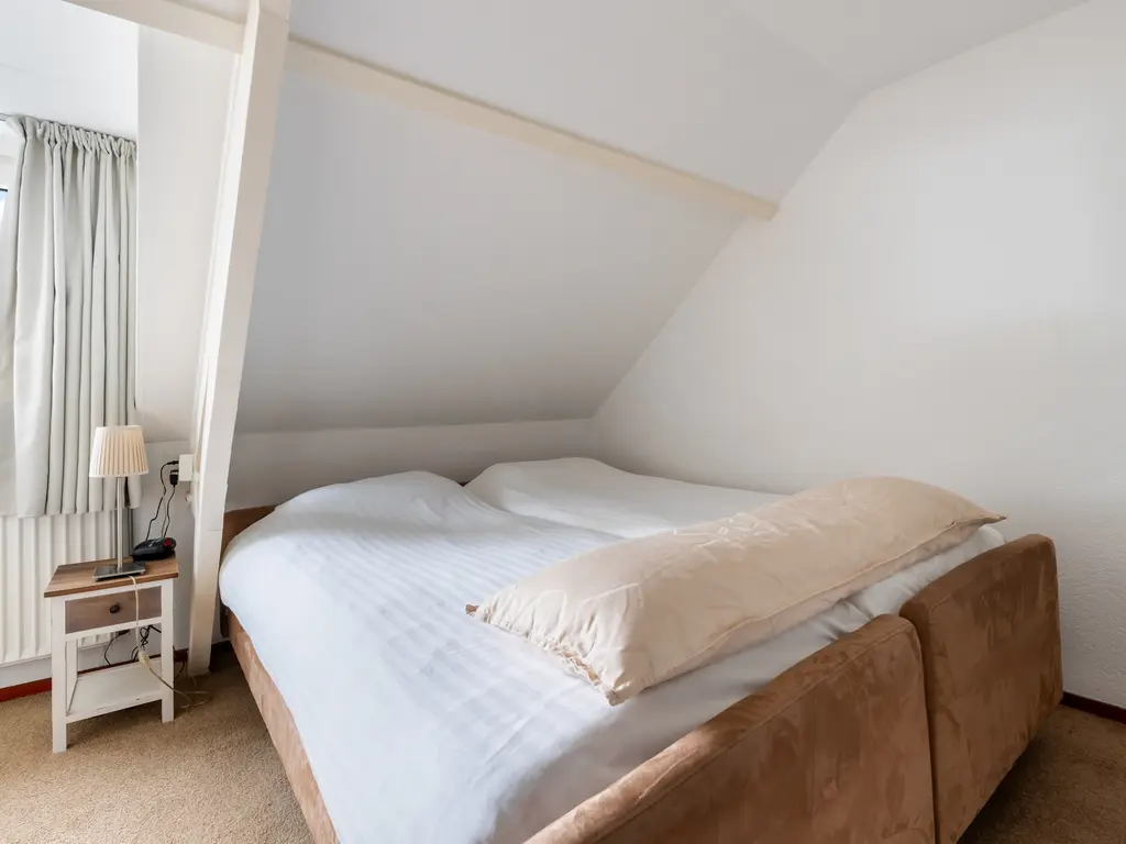 Dwarssteeg 7, VLAARDINGEN