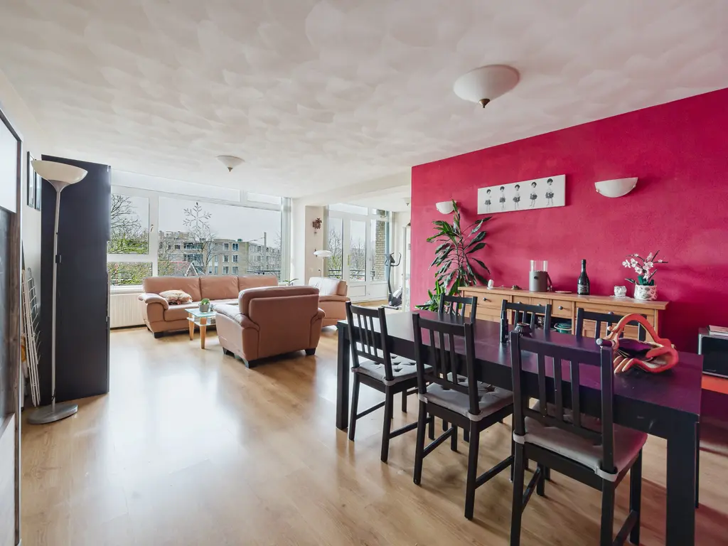 Loosduinse Hoofdstraat 123, Den Haag