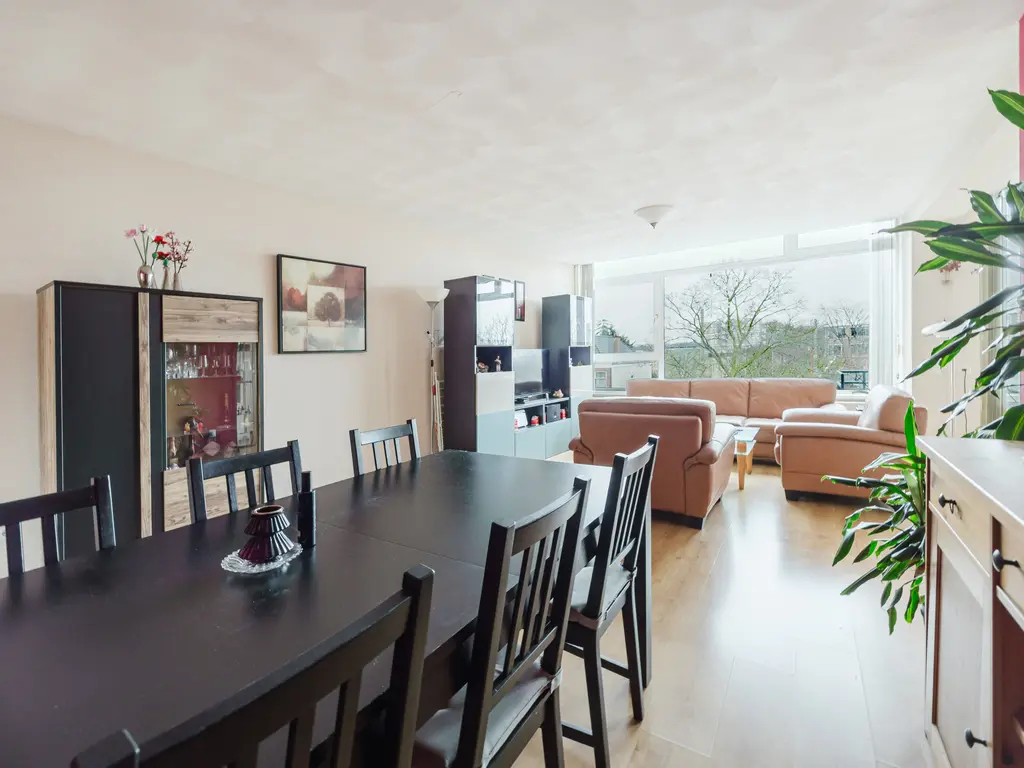 Loosduinse Hoofdstraat 123, Den Haag