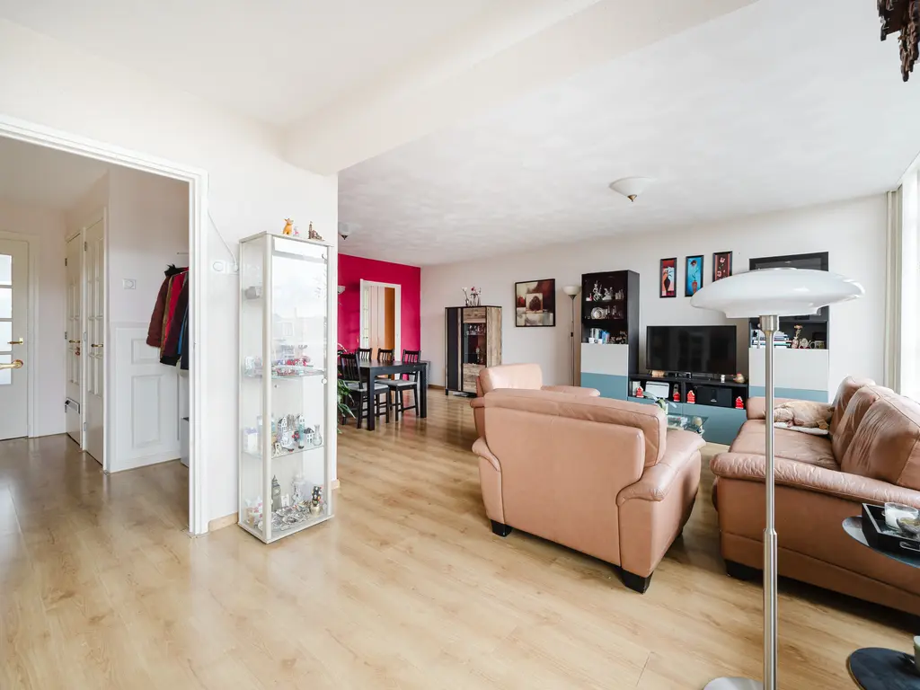 Loosduinse Hoofdstraat 123, Den Haag