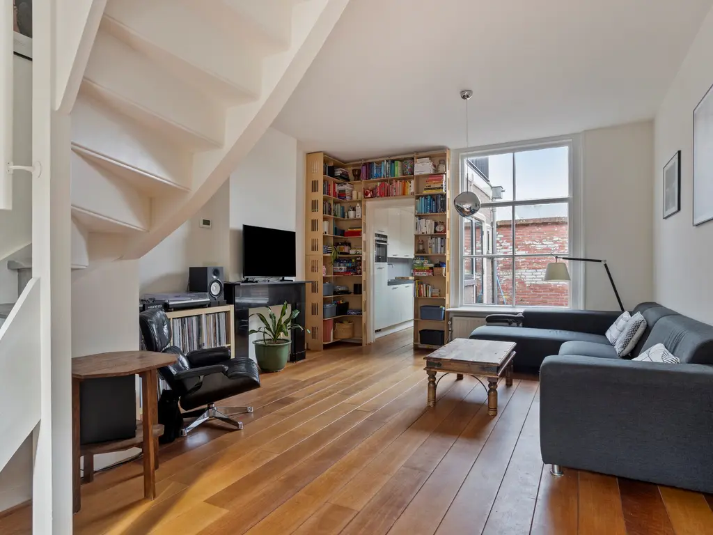 Piet Heinstraat 17, Leiden