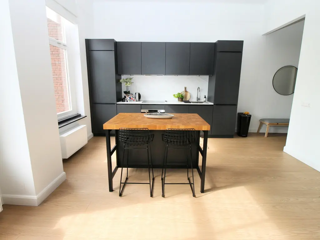 Kruitschip 63, Leiden