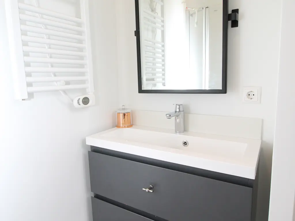 Kruitschip 63, Leiden