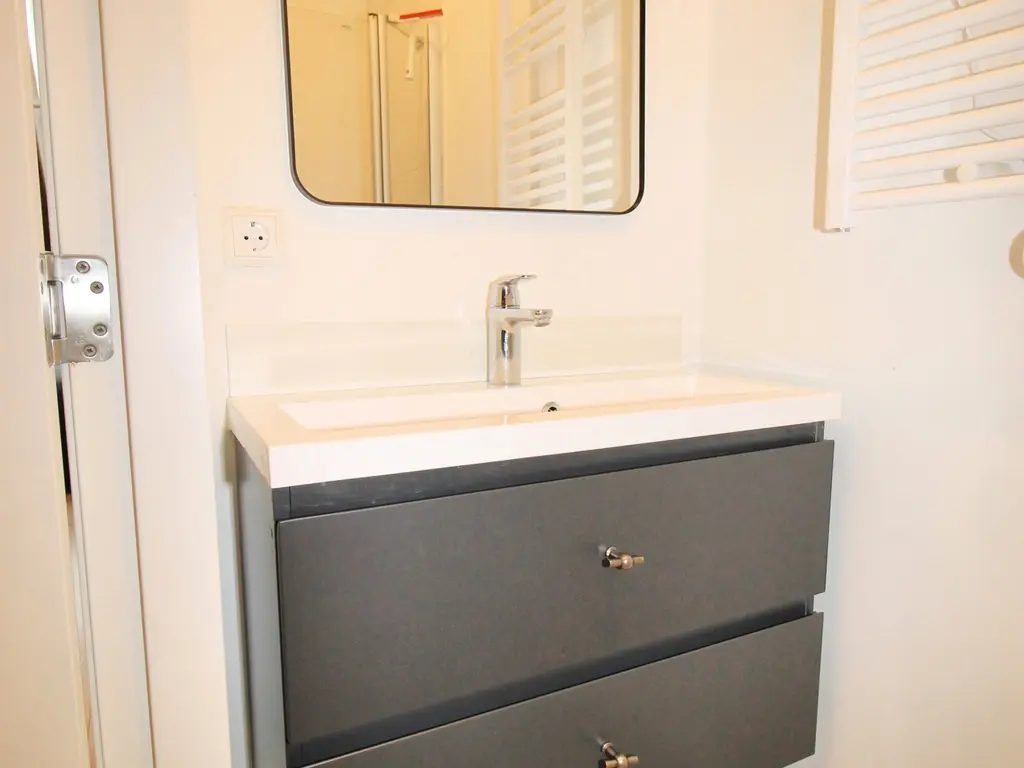 Kruitschip 63, Leiden