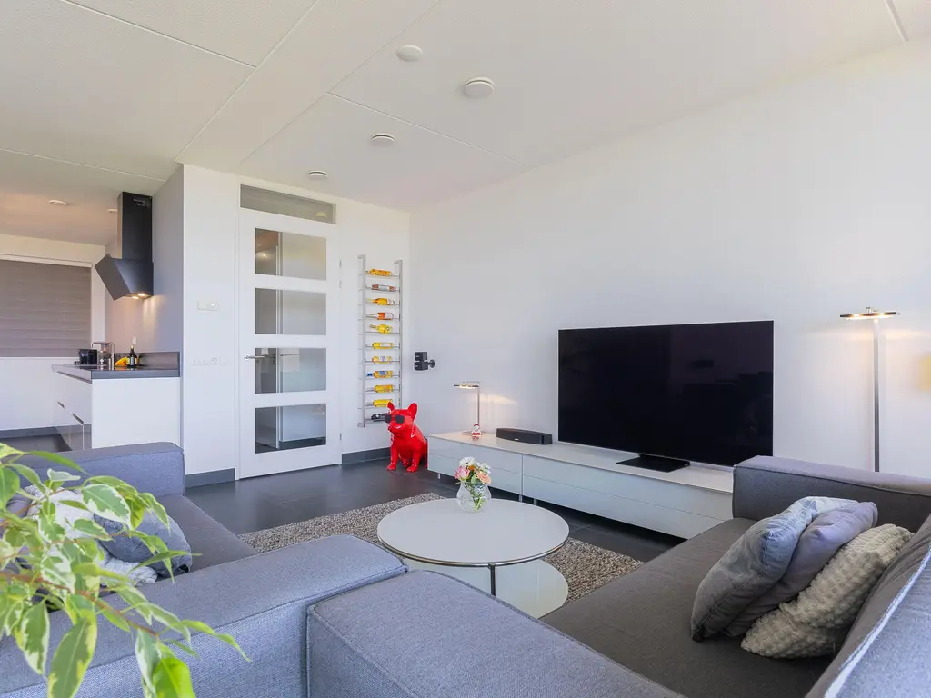 Kaapstander 244, MEDEMBLIK