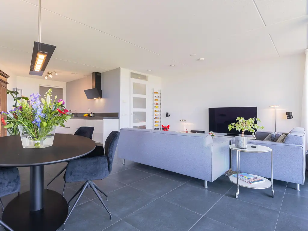 Kaapstander 244, MEDEMBLIK