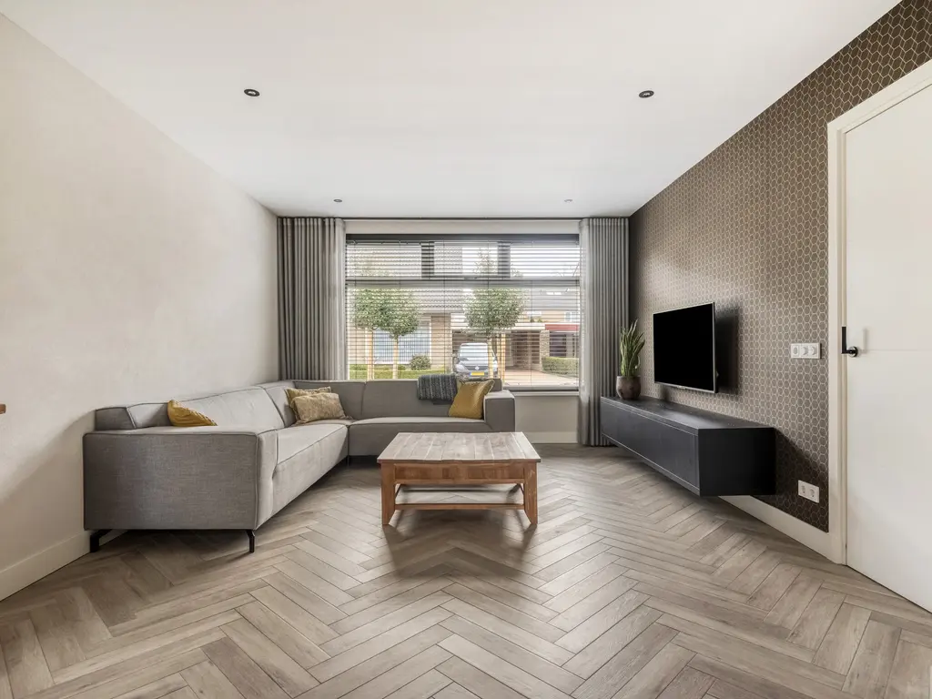 De Knolschans 11, LIEMPDE