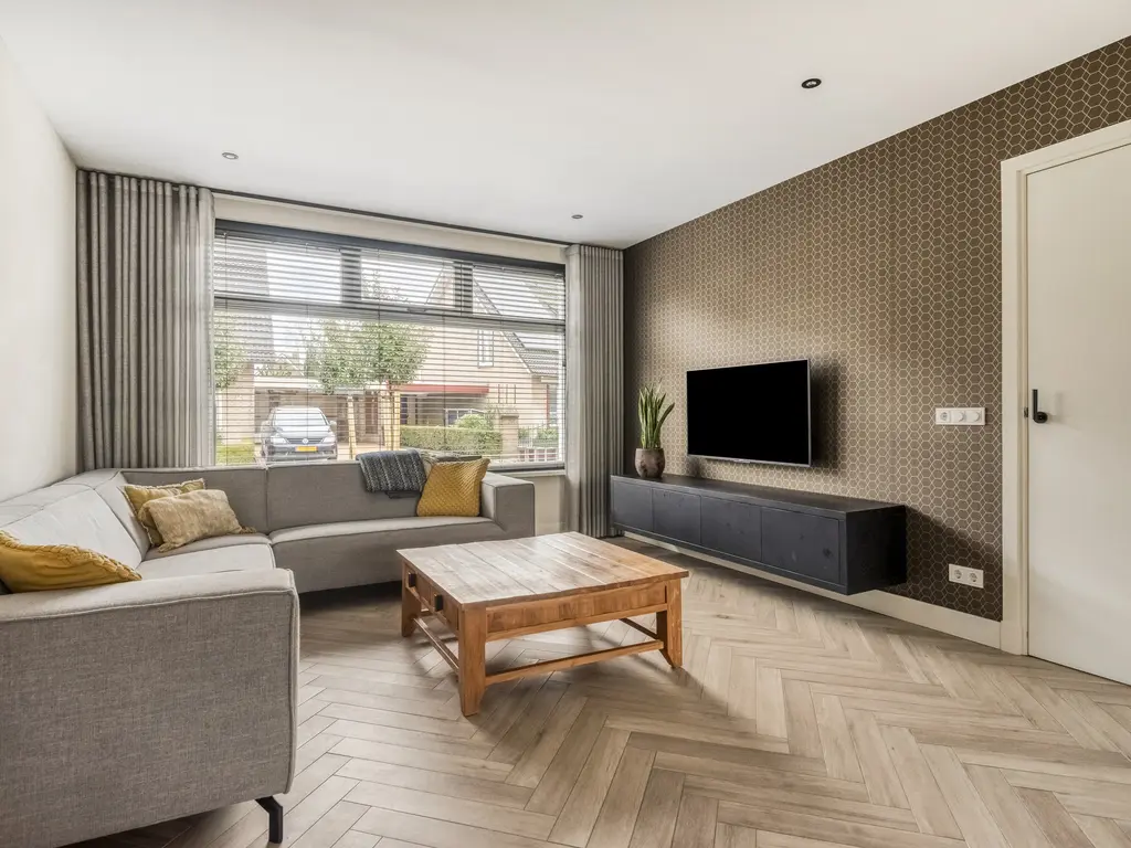 De Knolschans 11, LIEMPDE