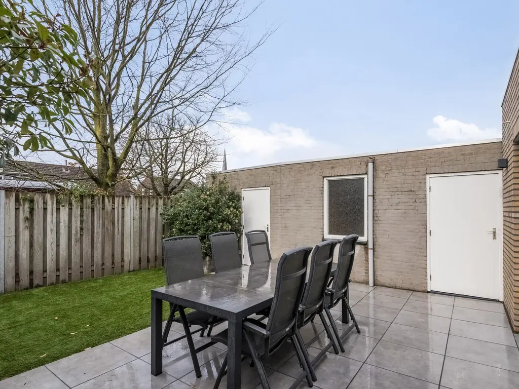 De Knolschans 11, LIEMPDE