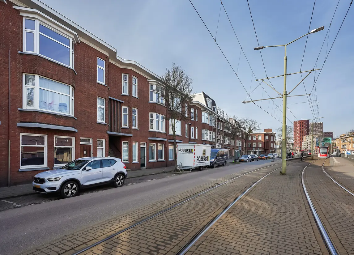 Oudemansstraat 81