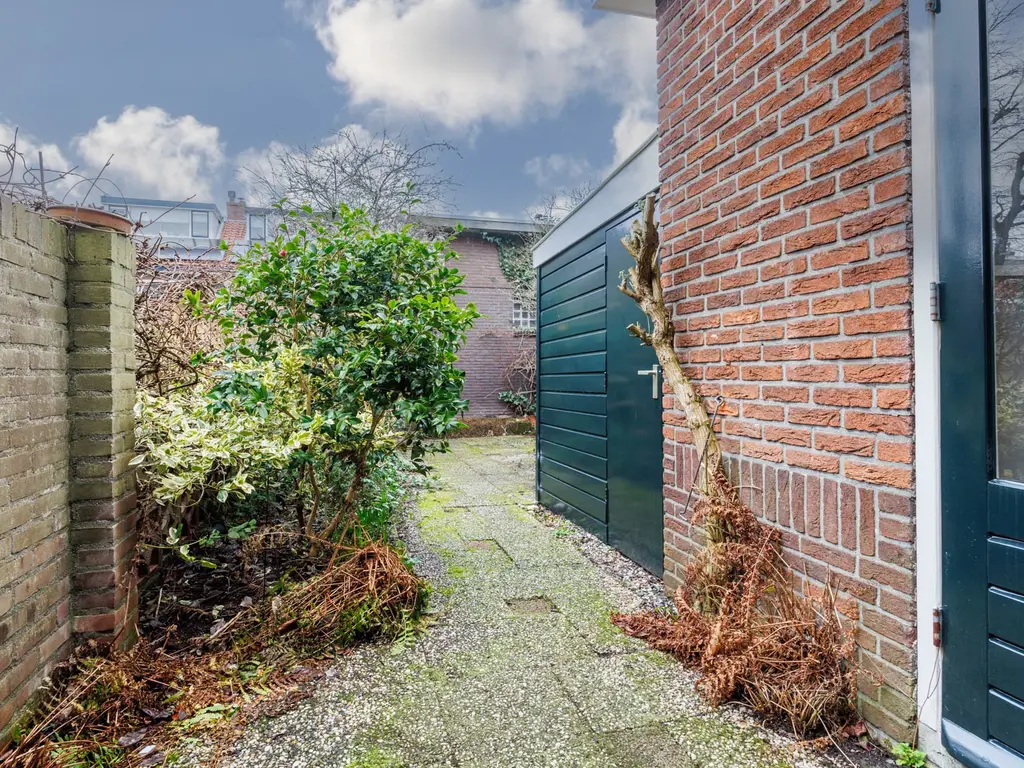 Buys Ballotstraat 46, Leiden