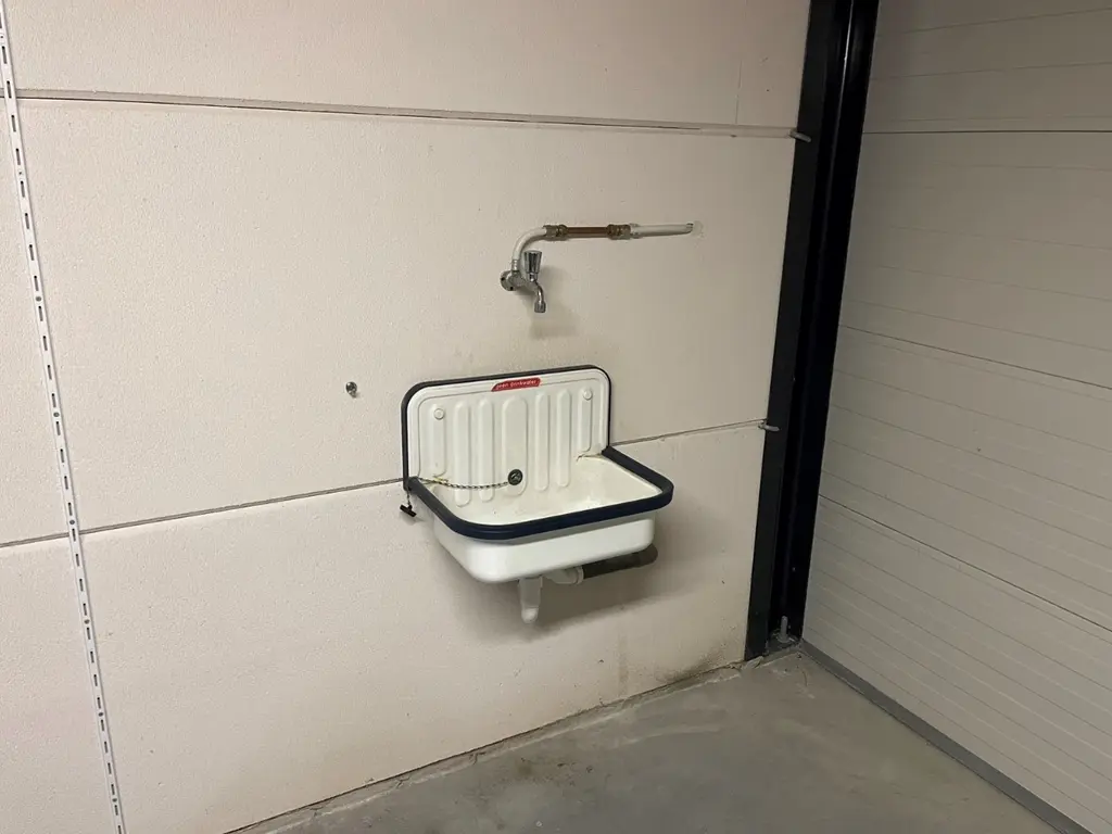 Industrieweg 1, Zoeterwoude